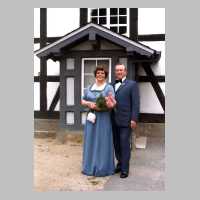 105-1520 Siegfried und Eva Wilhelm, geb. Neumann aus Tapiau, Koenigsberger Strasse 30 feiern am 30. Juli 2005 ihre Goldene Hochzeit.jpg